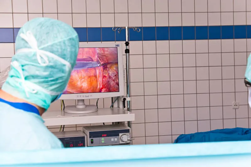 Sistema de monitoramento para videocirurgia no Distrito Federal
